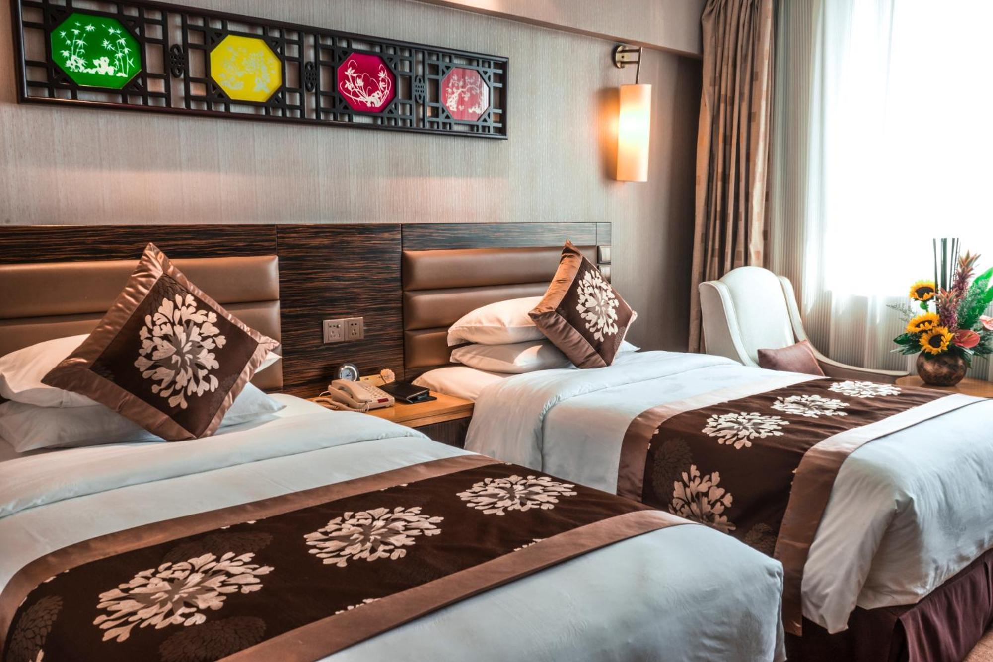 Hotel Landmark Canton Esterno foto