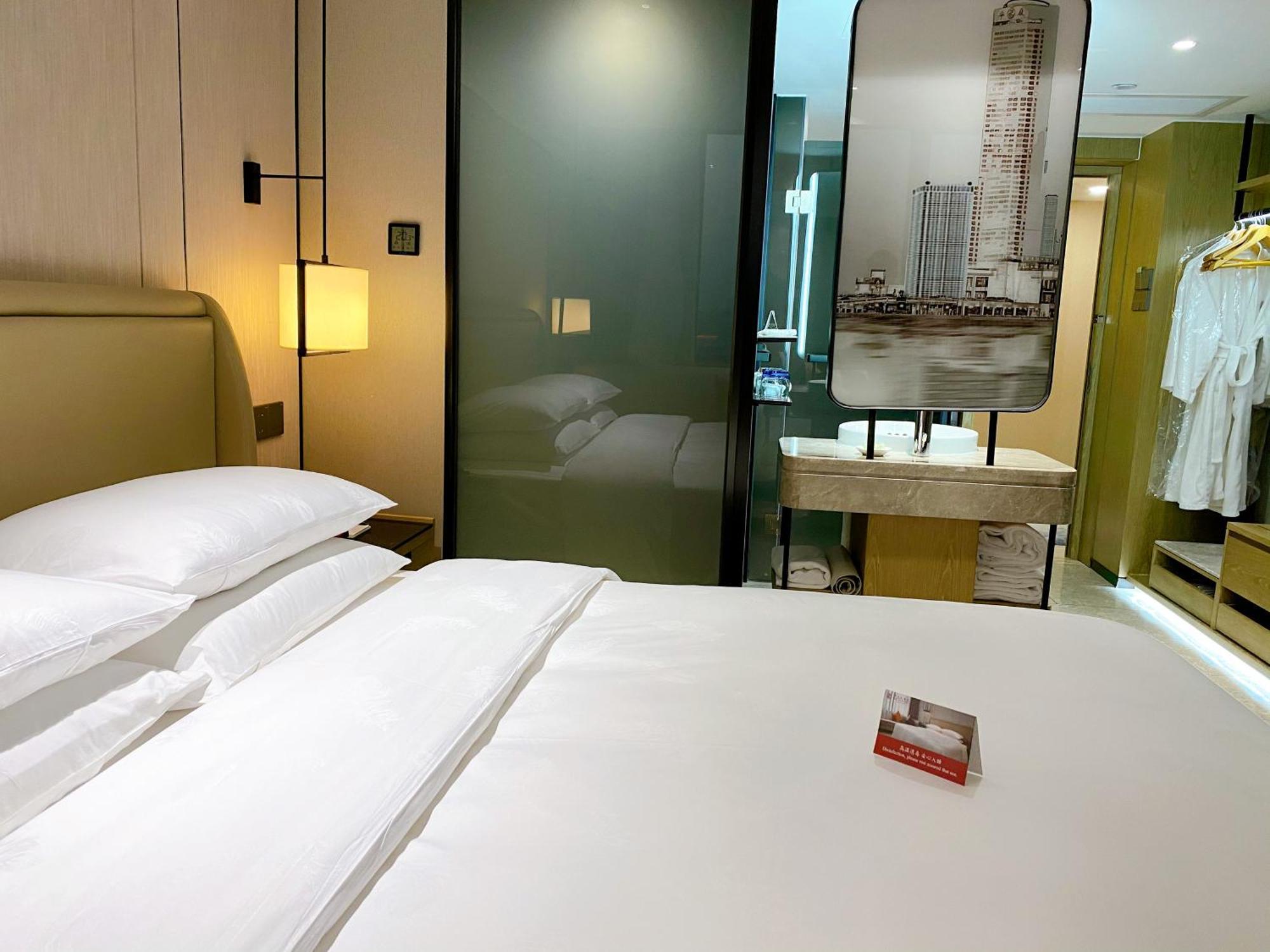 Hotel Landmark Canton Esterno foto